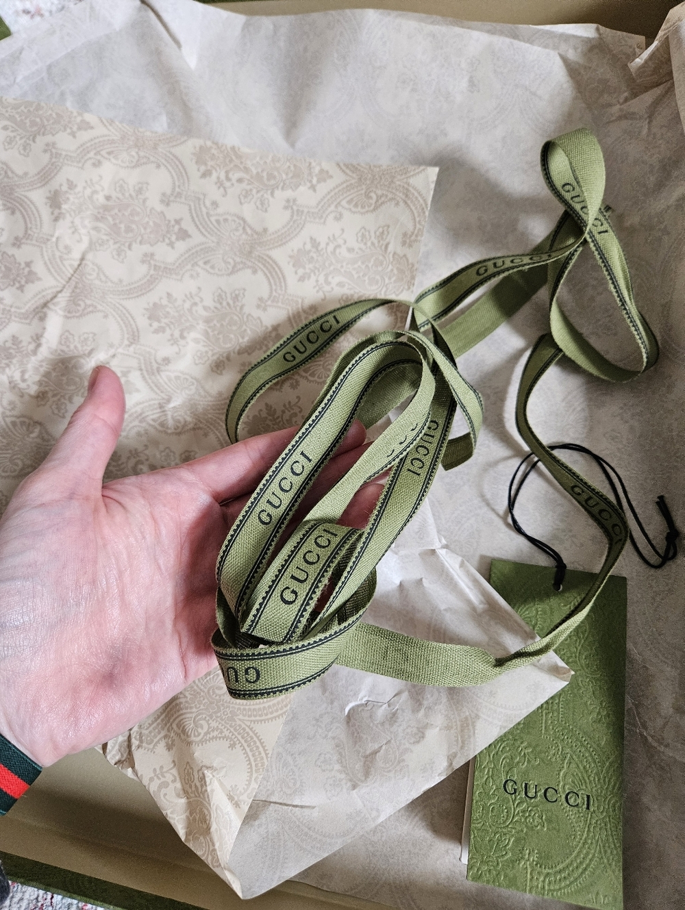 Gucci Green Embossed Box - Picture 6 of 6
